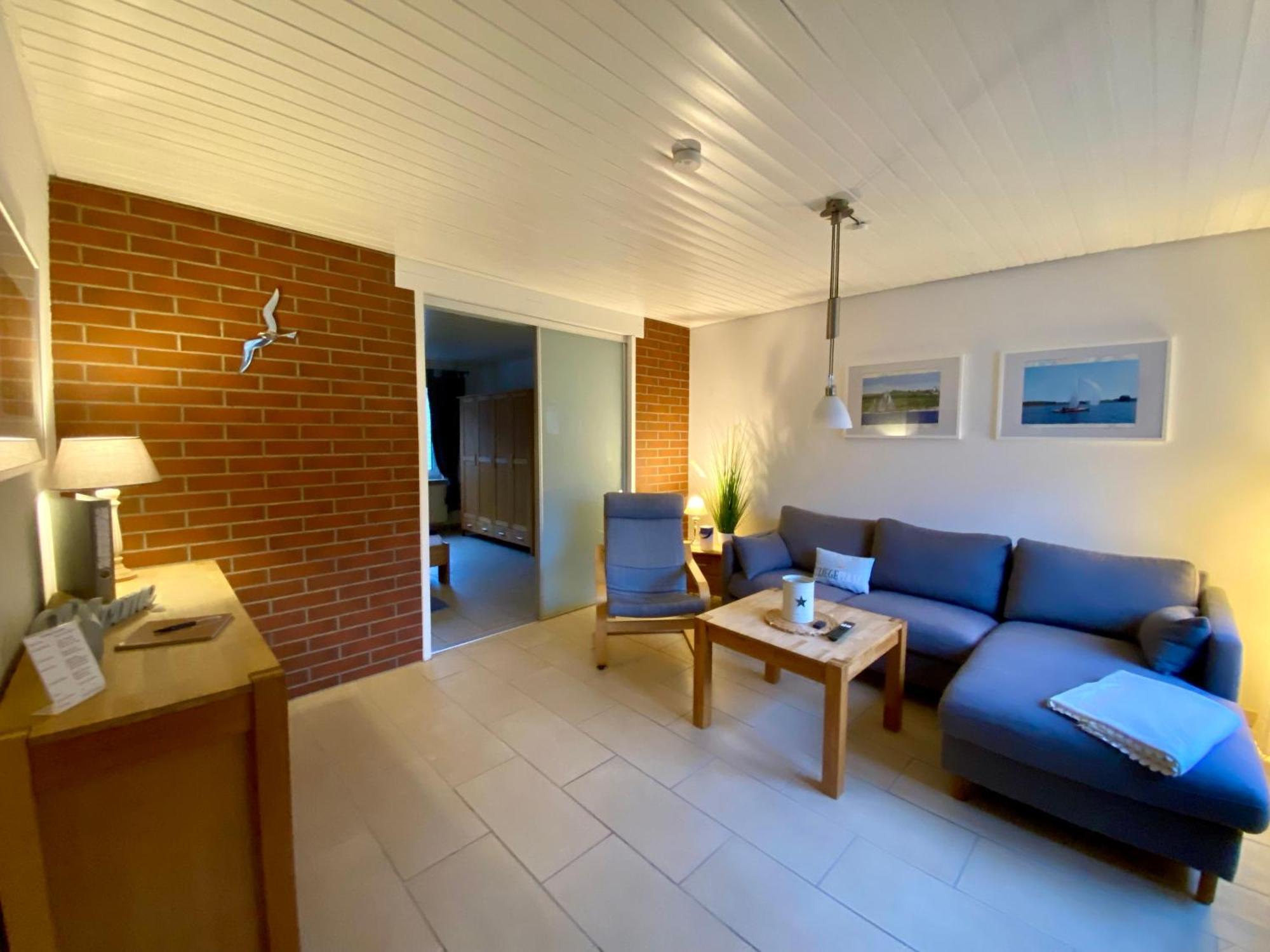 Apartment Gluecksburg-ruedeheck